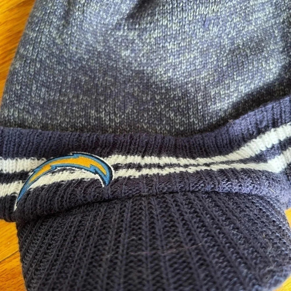 NFL Chargers Beanie - Picture 2 of 6